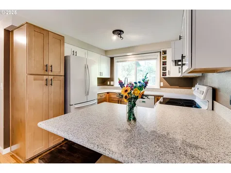 4117 E Amazon Drive Eugene OR 97405