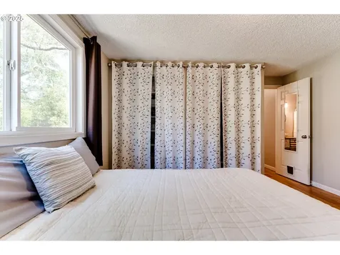 4117 E Amazon Drive Eugene OR 97405