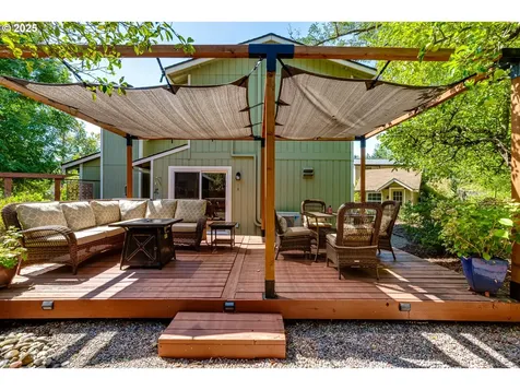 4117 E Amazon Drive Eugene OR 97405