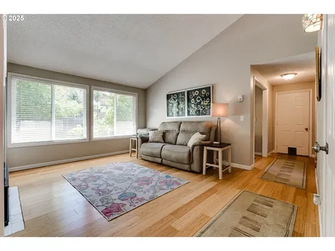 4117 E Amazon Drive Eugene OR 97405