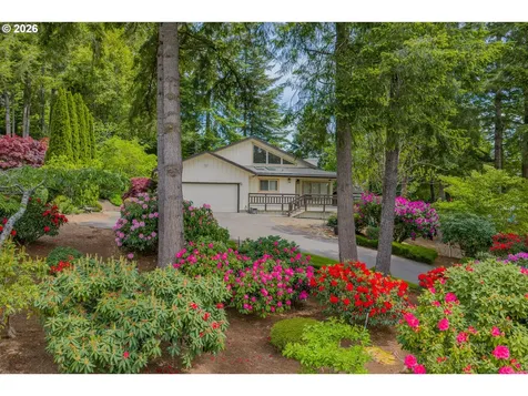 1446 W 14th Place Coquille OR 97423