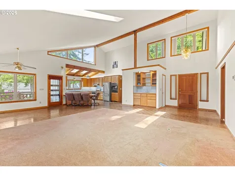 1446 W 14th Place Coquille OR 97423