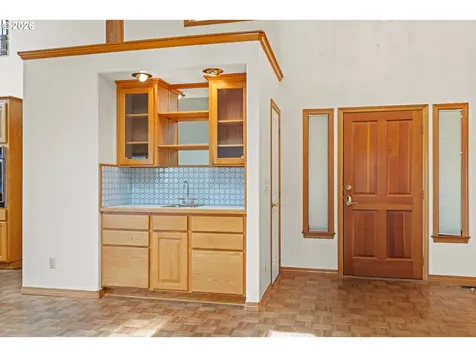 1446 W 14th Place Coquille OR 97423