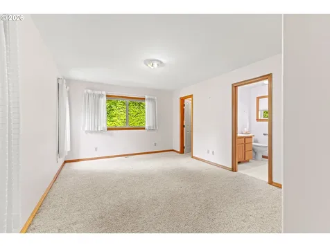 1446 W 14th Place Coquille OR 97423