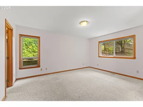 1446 W 14th Place Coquille OR 97423