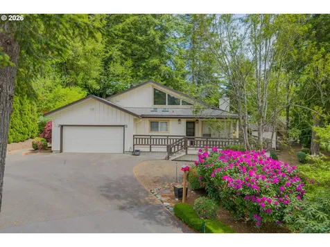 1446 W 14th Place Coquille OR 97423
