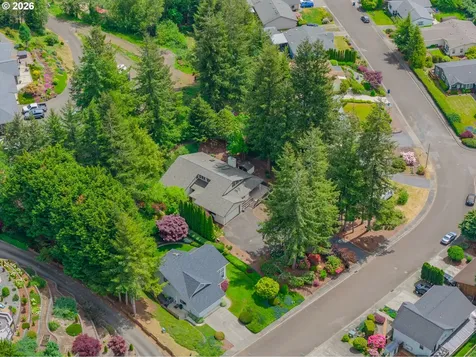 1446 W 14th Place Coquille OR 97423