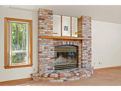 1446 W 14th Place Coquille OR 97423