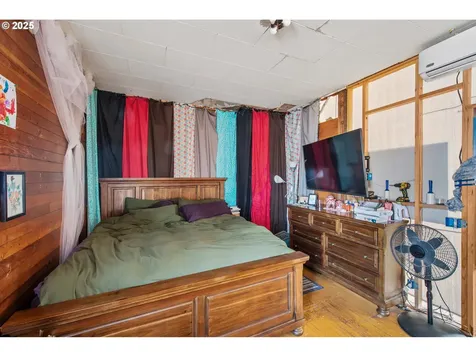 2671 Sheridan Avenue North Bend OR 97459