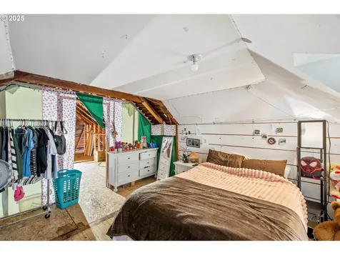 2671 Sheridan Avenue North Bend OR 97459