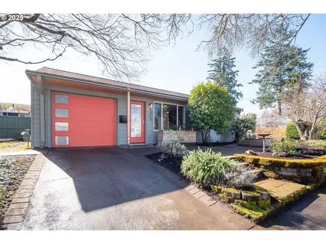 4820 SE Gladstone Street Portland OR 97206