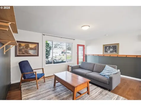 4820 SE Gladstone Street Portland OR 97206