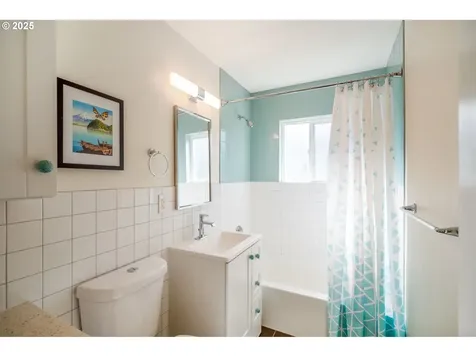 4820 SE Gladstone Street Portland OR 97206
