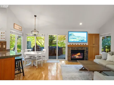 11261 SW Pintail Loop Beaverton OR 97007