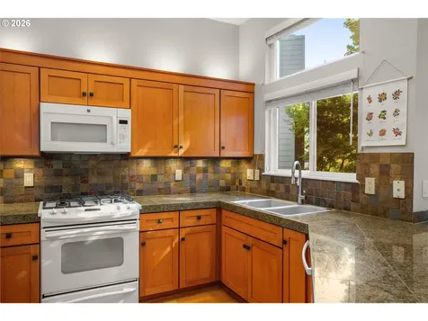 11261 SW Pintail Loop Beaverton OR 97007