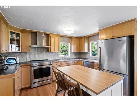 6309 NE 159th Street Vancouver WA 98686
