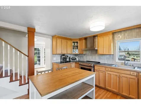 6309 NE 159th Street Vancouver WA 98686