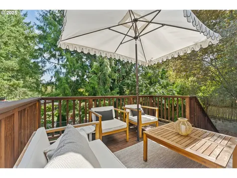 4995 SW Nevada Court Portland OR 97219