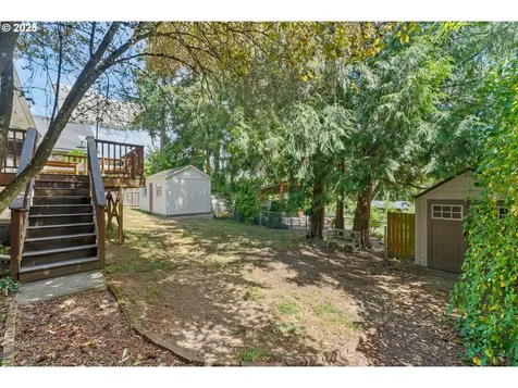 4995 SW Nevada Court Portland OR 97219