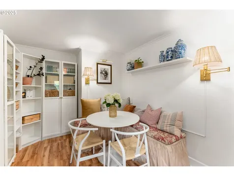 4995 SW Nevada Court Portland OR 97219