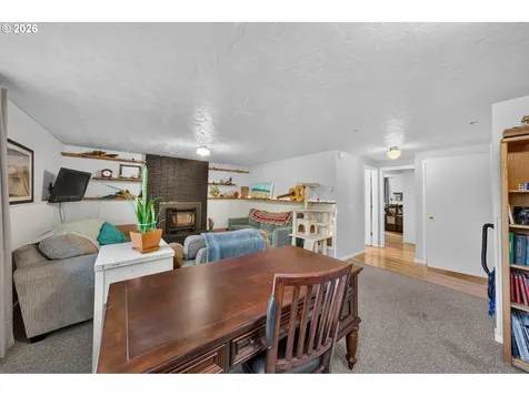 390 Hunington Avenue Eugene OR 97405