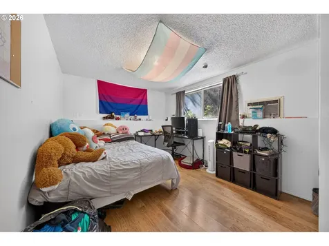 390 Hunington Avenue Eugene OR 97405