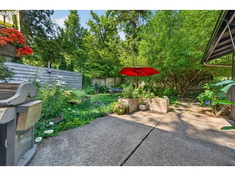390 Hunington Avenue Eugene OR 97405
