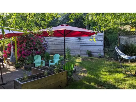 390 Hunington Avenue Eugene OR 97405