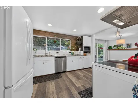 390 Hunington Avenue Eugene OR 97405