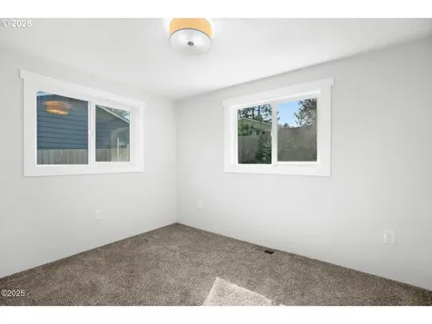 1842 NE 19th Street Lincoln City OR 97367