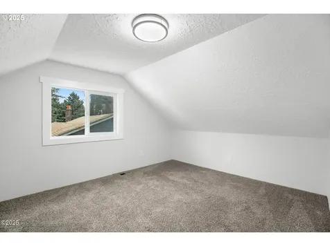 1842 NE 19th Street Lincoln City OR 97367