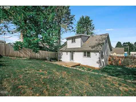 1842 NE 19th Street Lincoln City OR 97367