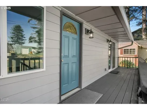 1842 NE 19th Street Lincoln City OR 97367