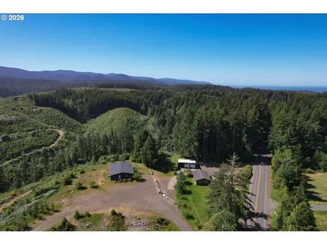 135 SW Wakonda Beach Road Waldport OR 97394