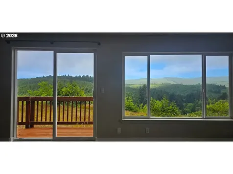 135 SW Wakonda Beach Road Waldport OR 97394
