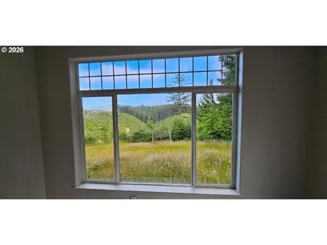 135 SW Wakonda Beach Road Waldport OR 97394