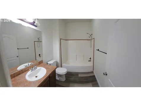 135 SW Wakonda Beach Road Waldport OR 97394