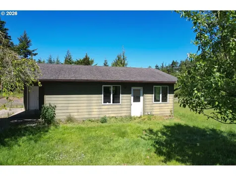 135 SW Wakonda Beach Road Waldport OR 97394