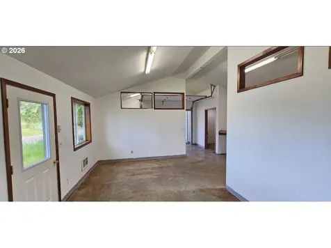 135 SW Wakonda Beach Road Waldport OR 97394