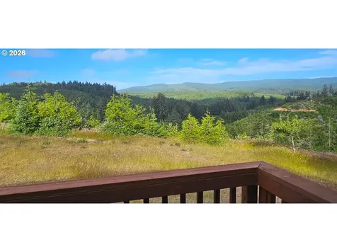 135 SW Wakonda Beach Road Waldport OR 97394