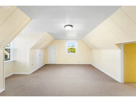 107 E 35th Street Vancouver WA 98663