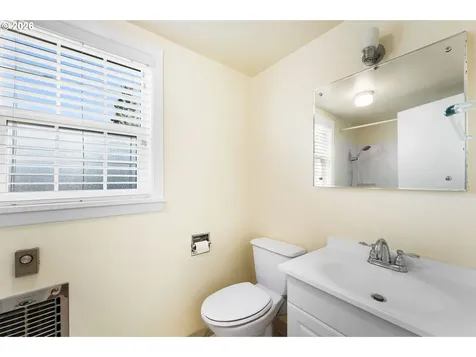 107 E 35th Street Vancouver WA 98663