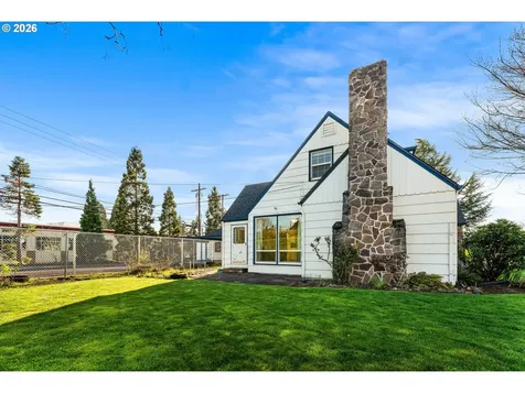 107 E 35th Street Vancouver WA 98663