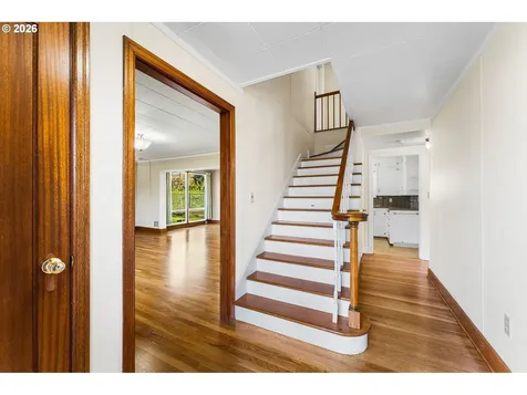107 E 35th Street Vancouver WA 98663