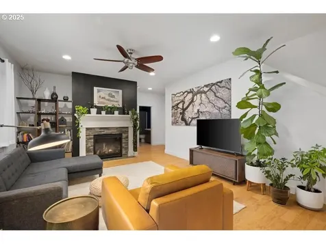 10964 SE Celano Court Happy Valley OR 97086