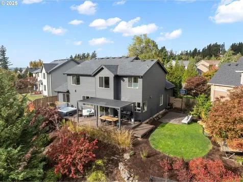 10964 SE Celano Court Happy Valley OR 97086