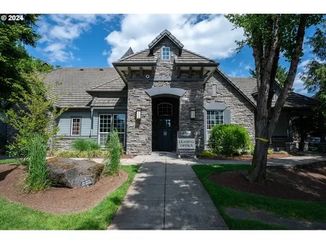 2395 Snowberry Ridge Court West Linn OR 97068