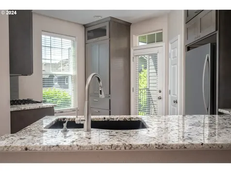 2395 Snowberry Ridge Court West Linn OR 97068
