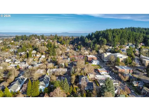723 SE 60th Avenue Portland OR 97215