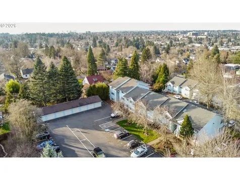 723 SE 60th Avenue Portland OR 97215